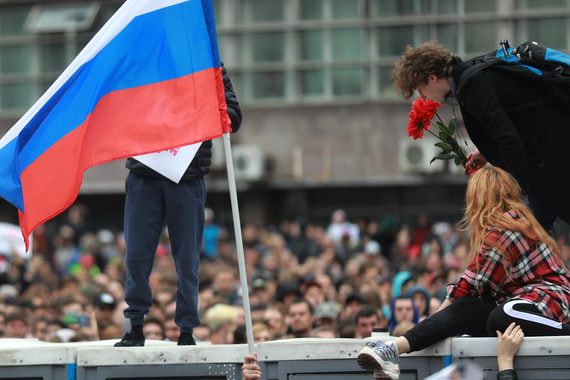 Большинство россиян заметили протесты в Москве и не верят во вмешательство Запада
