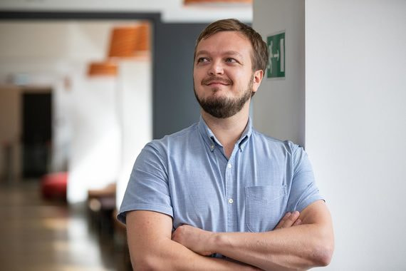 Артем Козин списывал на контрольных в школе и сделал бизнес на слежке за недобросовестными студентами