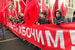 После митинга часть протестующих направилась к администрации президента, там начались одиночные пикеты