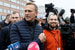В акции приняли участие политик Алексей Навальный и недавно освобожденный из СИЗО активист штаба Любови Соболь Алексей Миняйло. На этой неделе с него сняли обвинения в массовых беспорядках