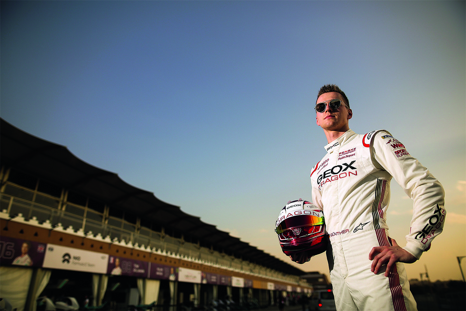 На гонках электромобилей Formula E соревнуется команда Geox Dragon