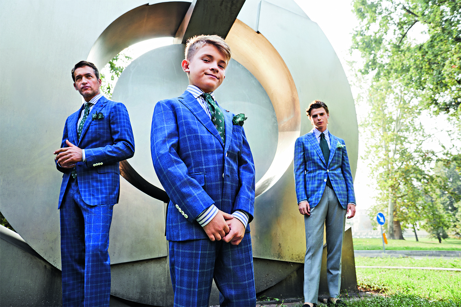 В коллекции Isaia Mini Me можно найти детские костюмы, полностью повторяющие взрослые