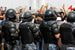В связи с акциями протеста и беспорядками власти закрыли КПП на границе с Ираном. В Багдаде в ночь на четверг ввели комендантский час, но это не помогло остановить столкновения