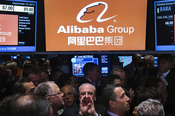 В США торгуются акции 156 китайских компаний, в том числе Alibaba, которая в 2014 г. провела IPO, ставшее на тот момент крупнейшим в мире: компания привлекла $25 млрд