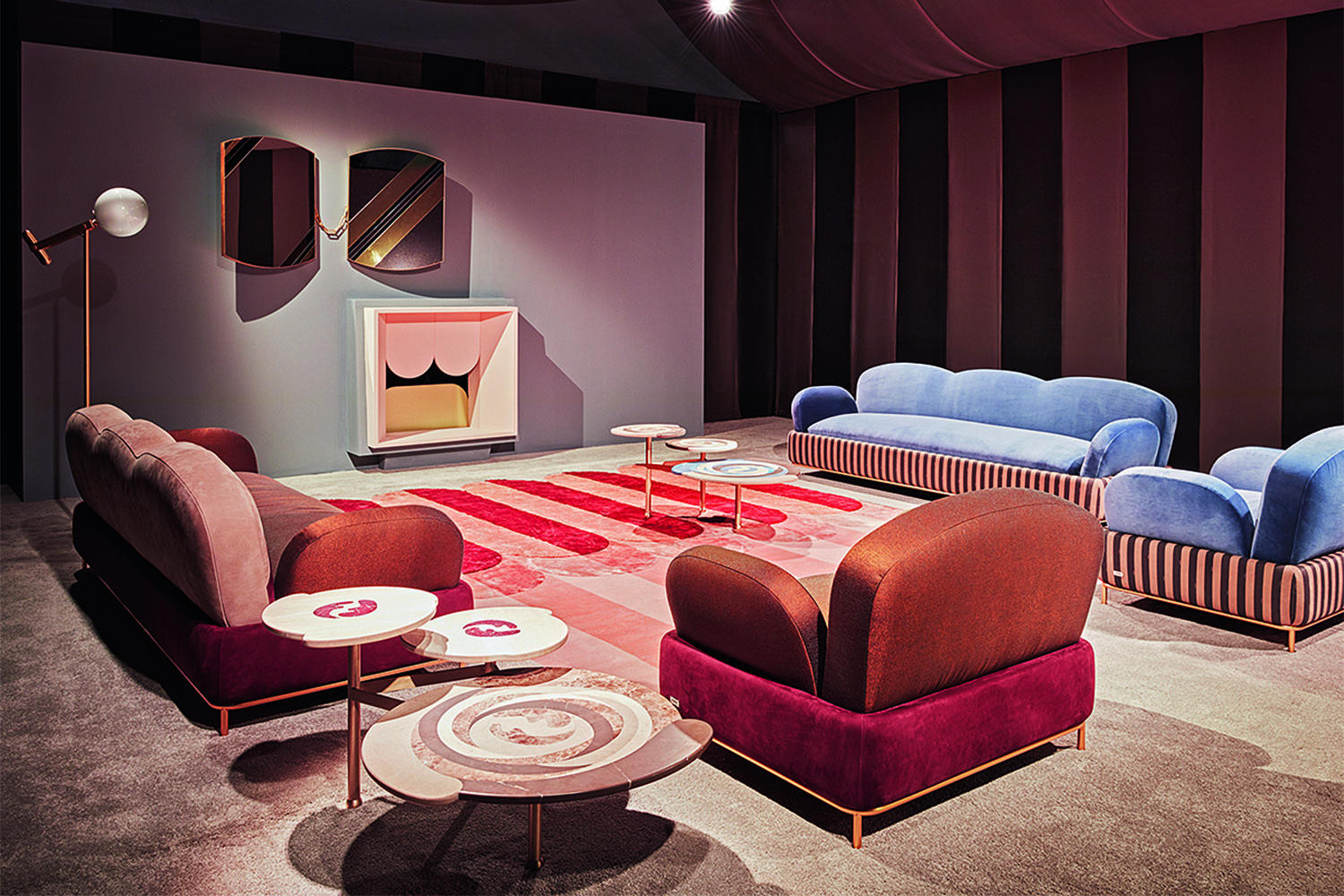 В мебели и предметах интерьера Back Home цвета явлены в дорогих материалах: дереве, мраморе, металле и обивочных тканях