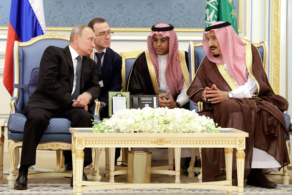 Салют и гвардейцы. Как Путина встречали в Саудовской Аравии