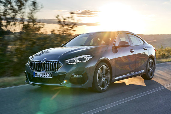 BMW отзовет в России 4000 автомобилей из-за проблем с подушкой безопасности