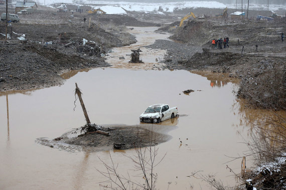 15 человек погибли из-за затопления золотого прииска в Красноярском крае