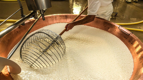 Привлекательность итальянских сыров и ветчины в качестве залога объясняется ростом их стоимости по мере созревания