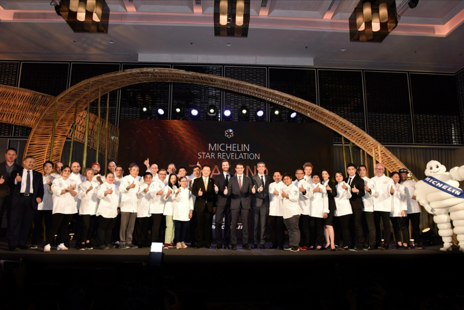 По итогам отбора 5 заведений получили две звезды Michelin, 24 ресторана заслужили одну звезду и 94 кафе получили специальную награду Michelin «Биб Гурман»