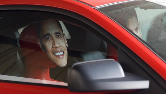 Охрана Минэнерго включила в контракт по ремонту автомобилей наклейку «Обама ЧМО»
