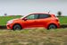 Четвертым по результатам голосования стал новый Renault Clio (211 баллов). Хетчбэк, основной конкурент победителя года Peugeot 208, был фаворитом среди экспертов в новых технологиях, пояснил Овсянкин. Но у Clio нет электрической, а только гибридная версия, что уже выбивается из основного тренда