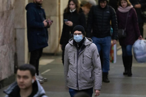 Роспотребнадзор рассказал о трех случаях заражения коронавирусом в России