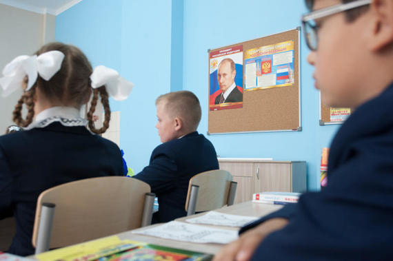 Все российские школы уйдут на каникулы на три недели