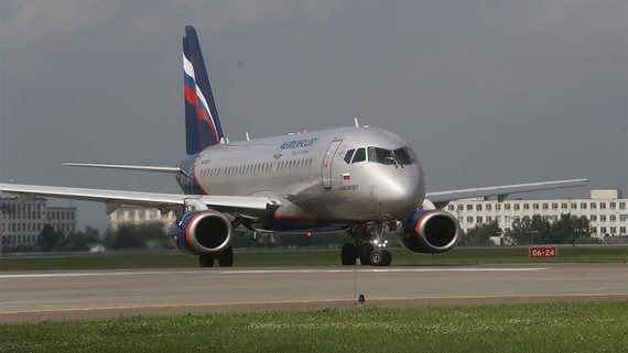 «Аэрофлот» вдвое снизил цены на полеты внутри России