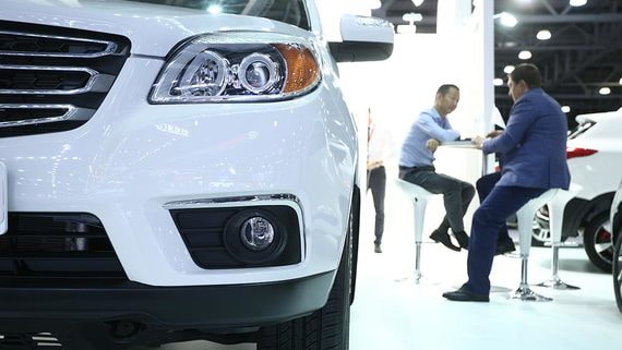 Автодилеры просят правительство помочь пережить коронавирус
