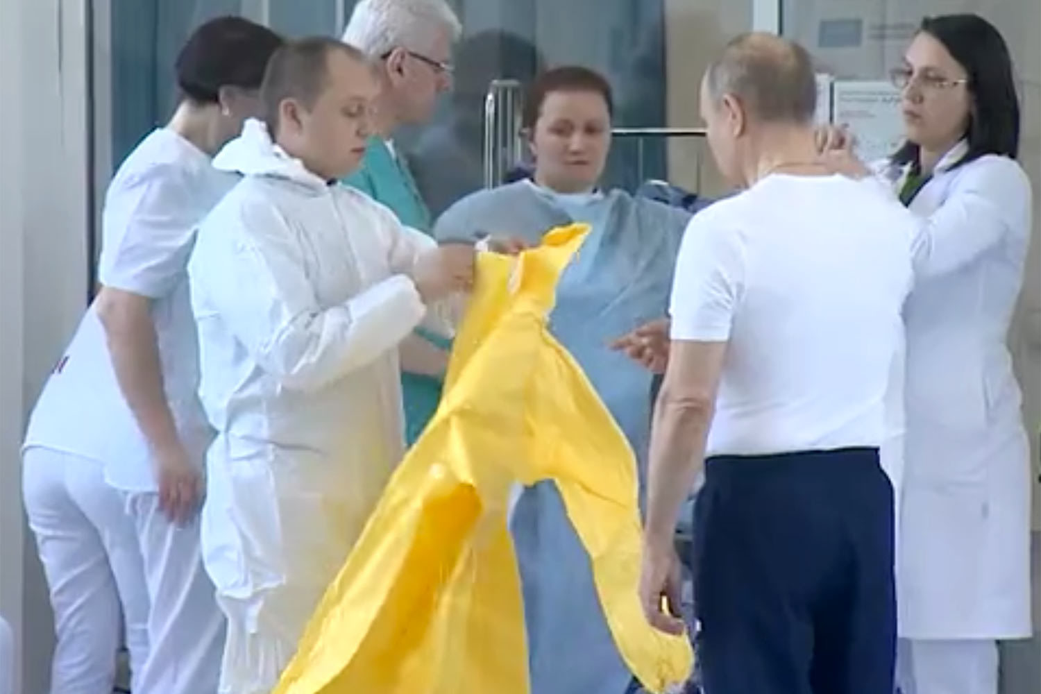Владимир Путин в больнице в Коммунарке