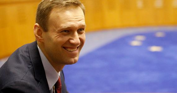 «Яндекс» назвал ошибкой появление вкладки с негативной информацией о Навальном