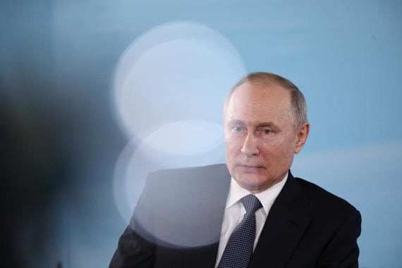 Путин объявил новые меры поддержки населения и бизнеса
