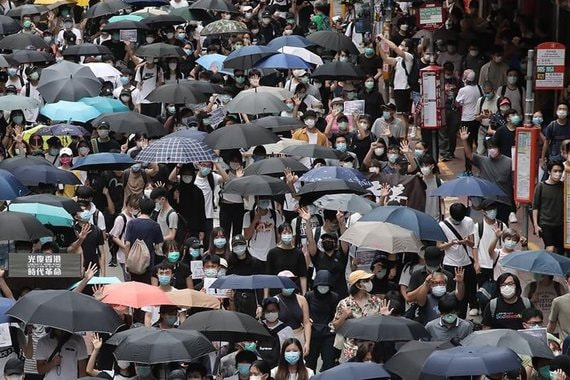 В Гонконге возобновились массовые протесты