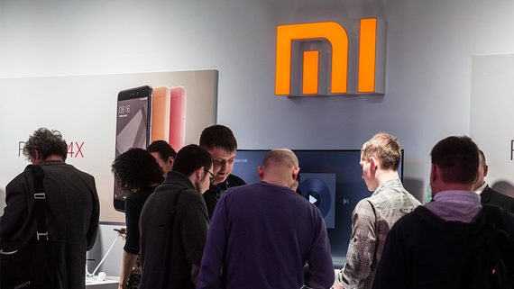 Xiaomi впервые обошла Samsung по продажам смартфонов в России