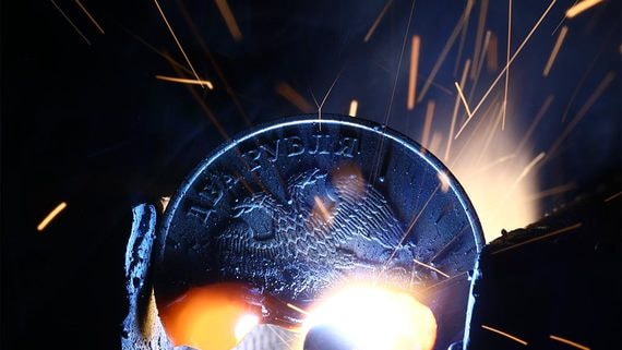 Объем наличных денег в России вырос до рекордного уровня