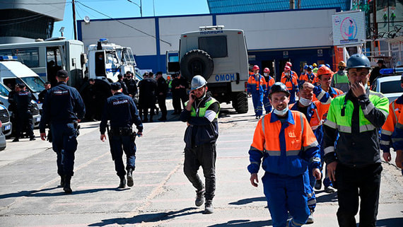 В Санкт-Петербурге строители «Лахта центра» устроили забастовку