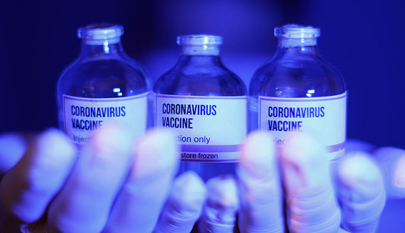 Минздрав опроверг информацию о вакцинации российской элиты от коронавируса