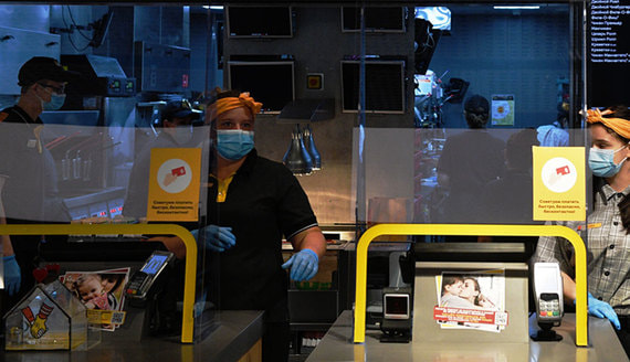 McDonald's премирует сотрудников за работу в период пандемии