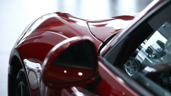 Покупатели Porsche меньше подвержены влиянию кризисов, чем покупатели других марок