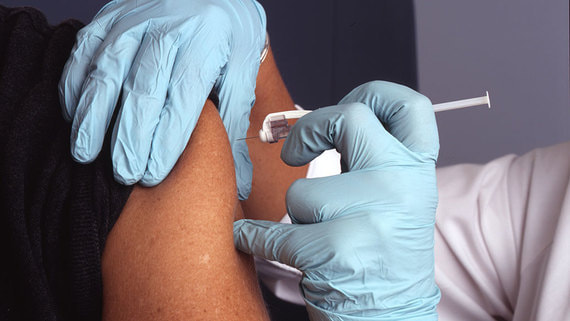 Голикова назвала срок регистрации вакцины от коронавируса центра «Вектор»