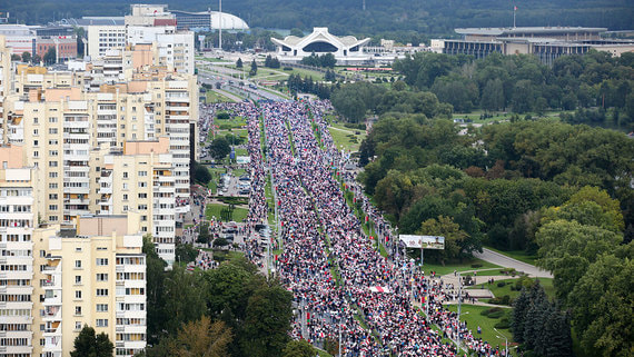Более 100 000 человек приняли участие в марше оппозиции в Минске