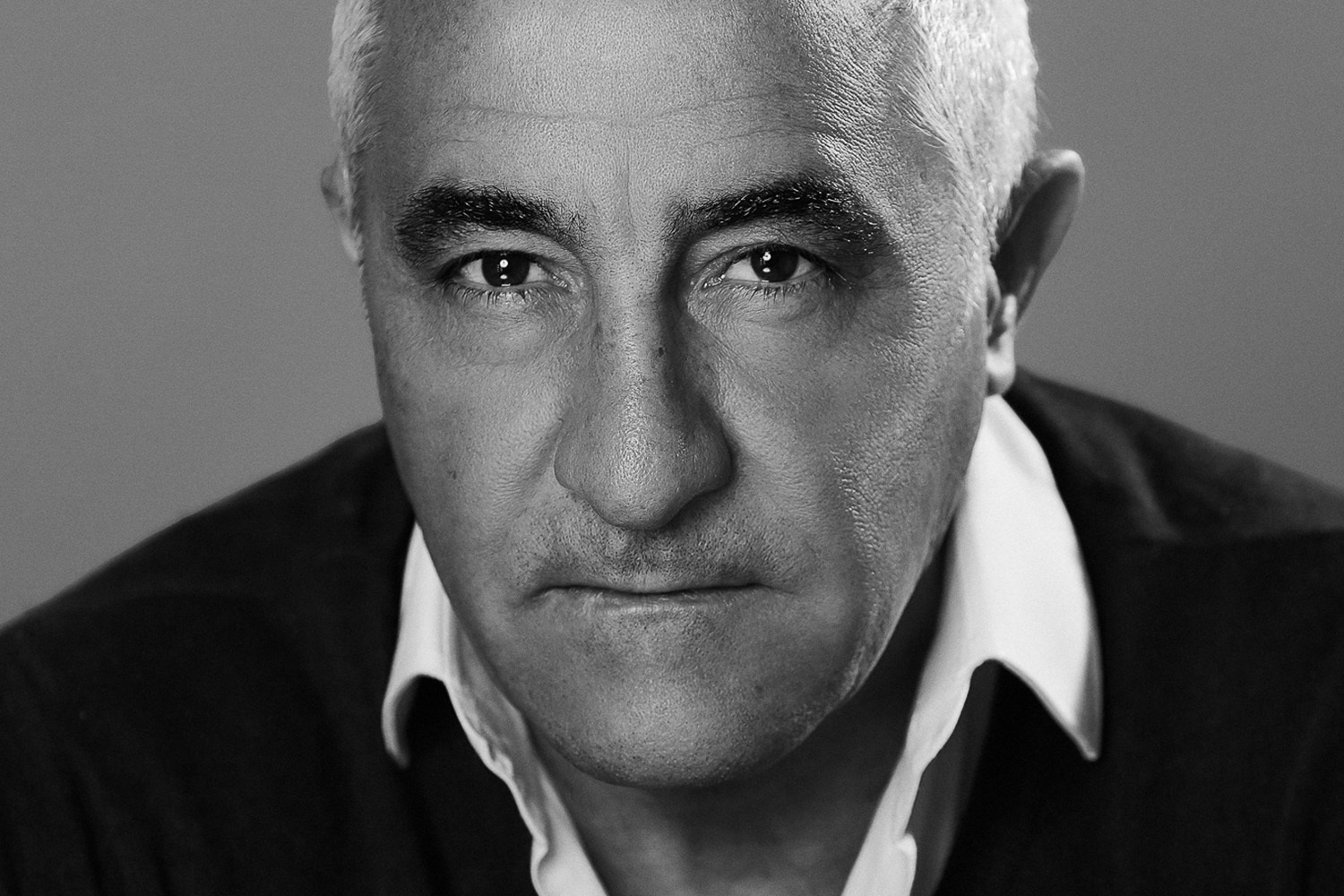 Сделав имя в мире фитнеса, Анджело Кароли начал развивать идею «глобального здоровья»