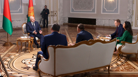 Лукашенко предупредил о последствиях краха Белоруссии для России