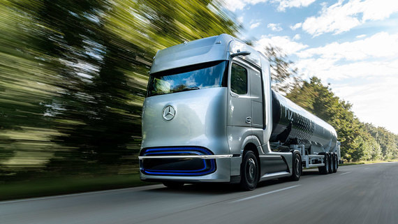 Daimler представила концепт водородного тягача GenH2