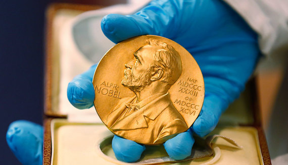 Традиционную церемонию вручения Нобелевских премий отменили из-за COVID-19