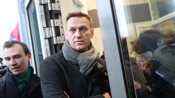 Le Monde узнала подробности разговора Путина и Макрона о Навальном