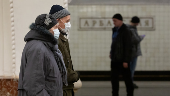 Власти Москвы попросили пожилых людей оставаться дома из-за коронавируса