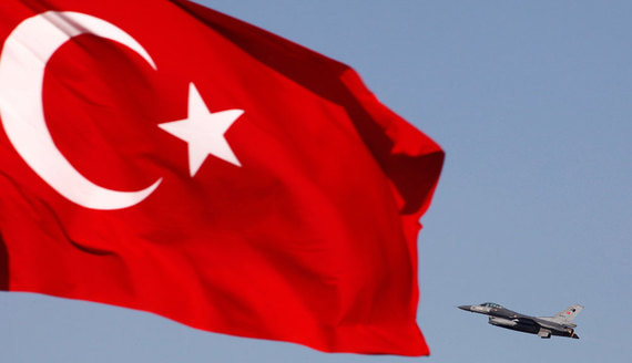 Турция опровергла уничтожение армянского Су-25 своим F-16