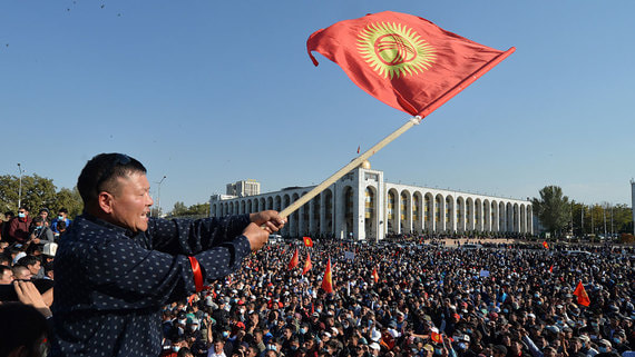 Послевыборные протесты в Киргизии привели к параличу власти