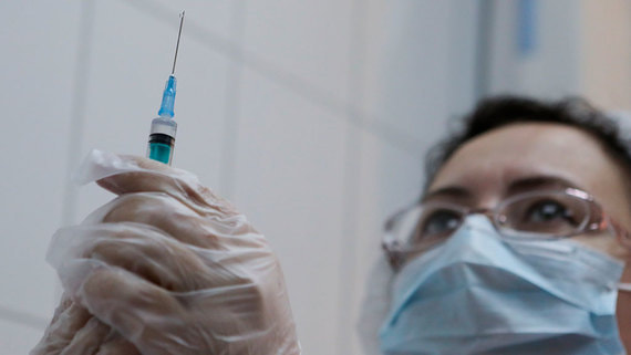 Штрафы за отказ от вакцинации исключили из редакции нового КоАП