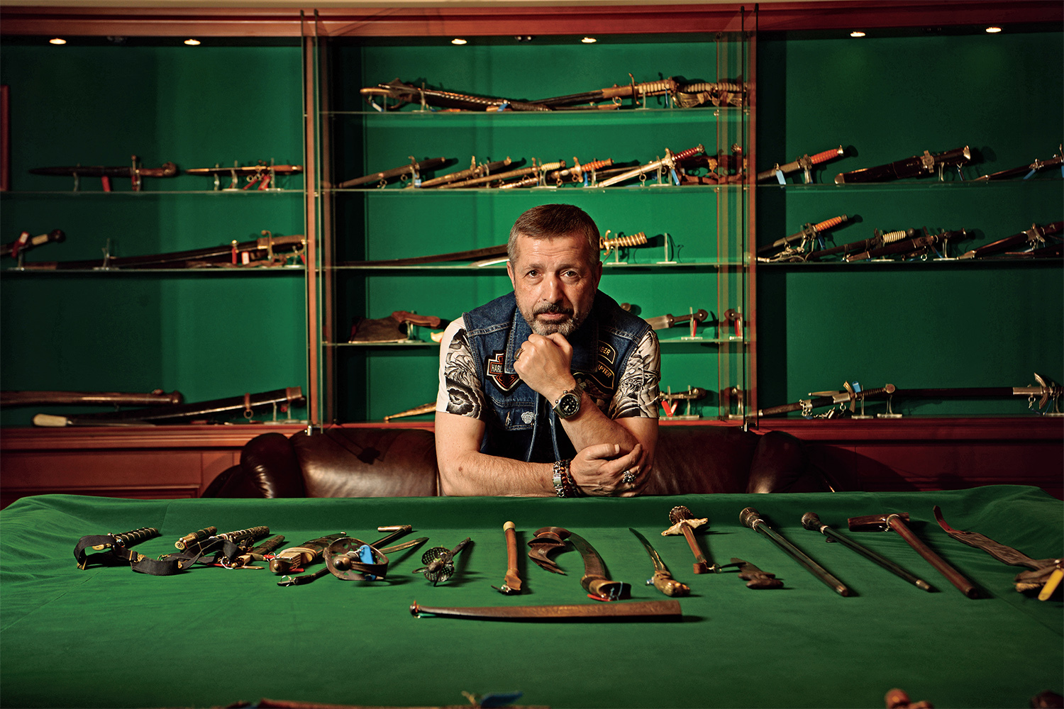 Михаил Лифшиц и его коллекция короткоклинкового оружия