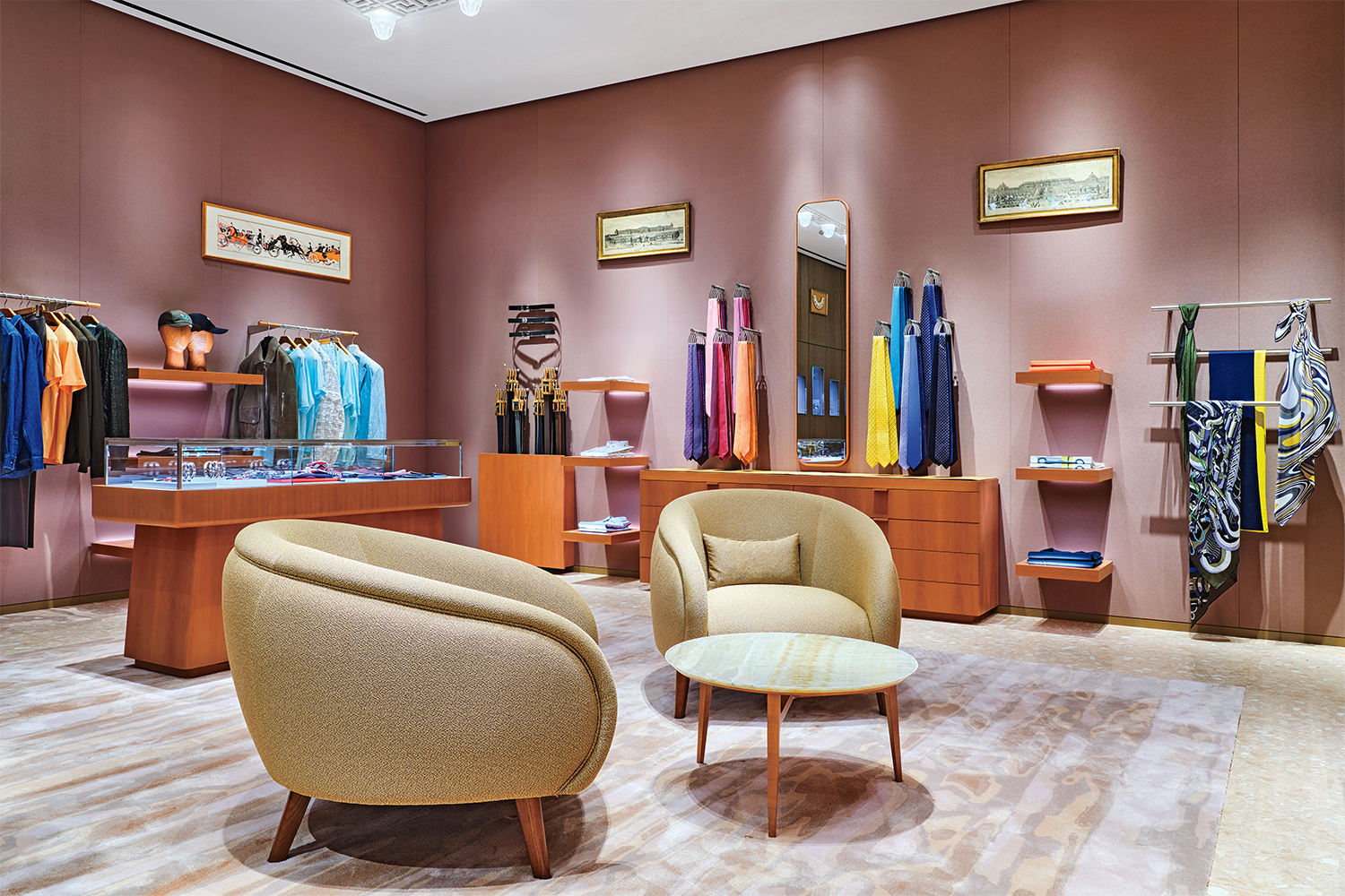 Магазин Hermes в галереях «Времена года» – третий по счету бутик французского Дома в Москве