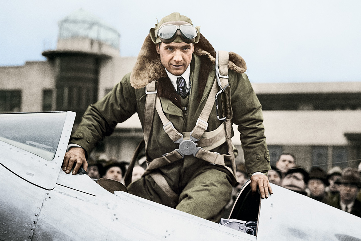 Рекорд кругосветного перелета, который поставил пилот и бизнесмен Говард Хьюз, был зафиксирован на оборудовании Longines