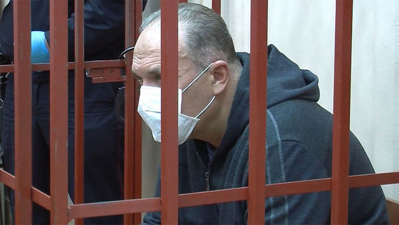 На деньги, в хищении которых обвиняют Михаила Меня, чинят поликлиники