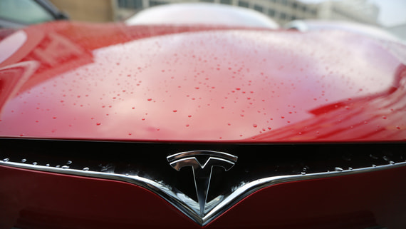 В США начали расследование из-за проблем с подвеской у 115 тыс. машин Tesla