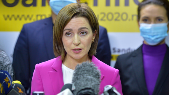 Санду анонсировала массовую акцию с требованием роспуска парламента Молдавии