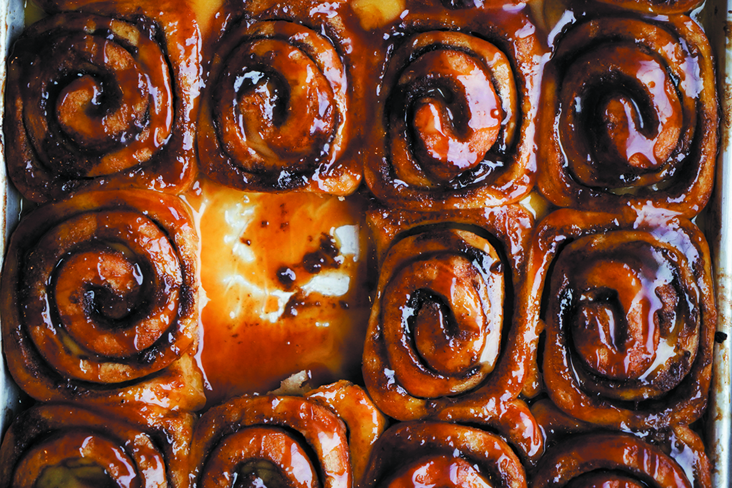 Сладких «баб» бронируют с утра через «Инстаграм»