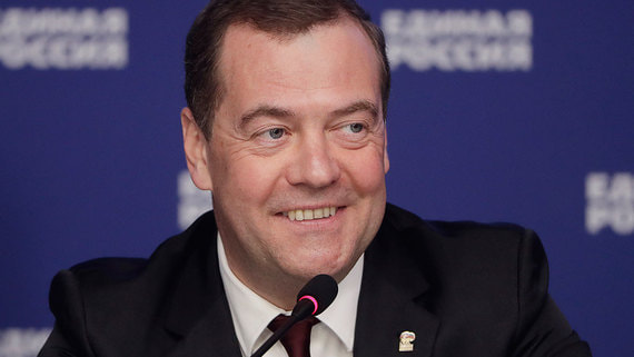 Медведев рассказал о «законе сохранения Дмитриев Николаевичей в правительстве»