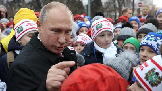 На обещанную Путиным социальную поддержку нужно более 4 трлн рублей
